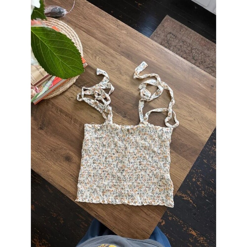 Le Lis smocked crop top